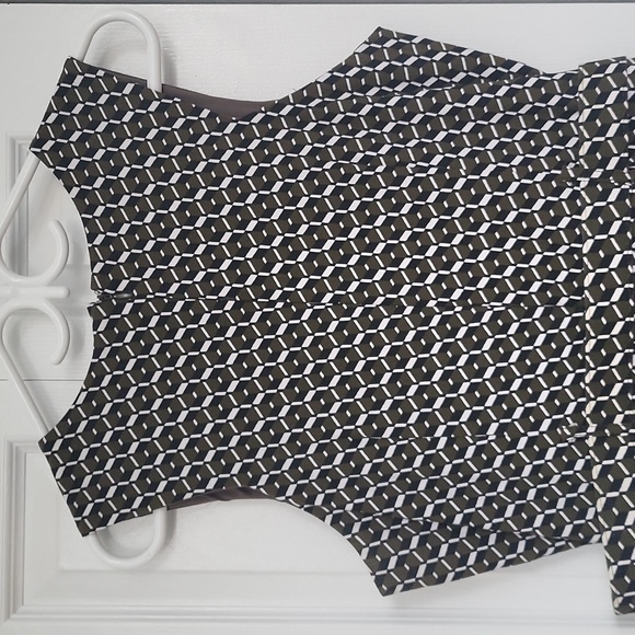 Le Chateau dress XL - Picture 9 of 9